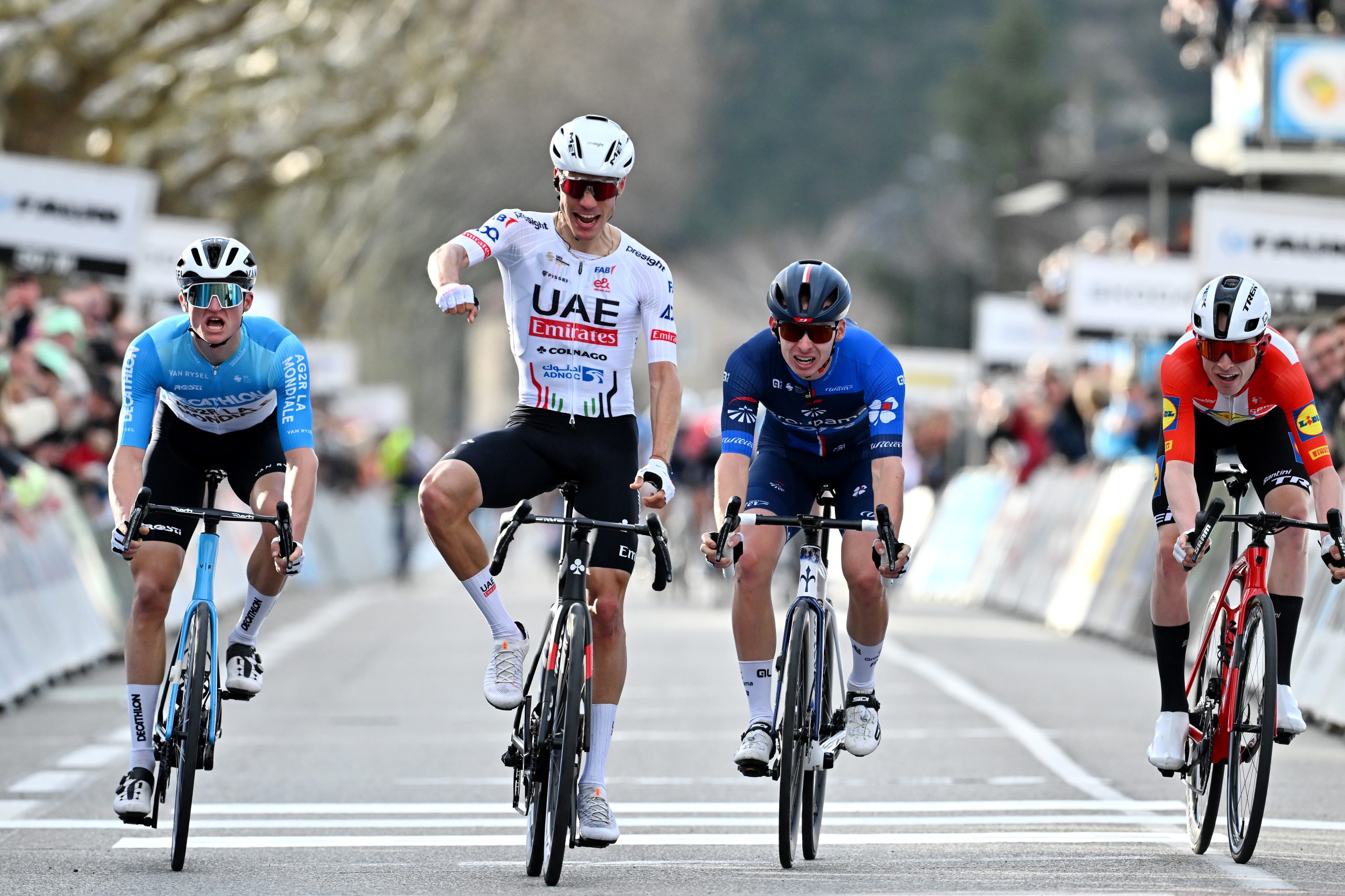 Romain Gr goire Un Souffle De La Victoire quipe Cycliste Groupama romain-gr-goire-un-souffle-de-la-victoire-quipe-cycliste-groupama